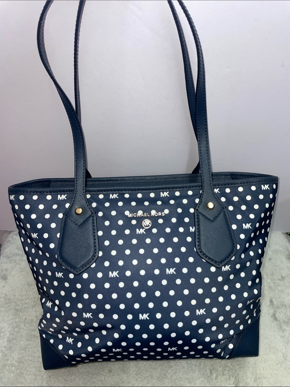 Michael Kors βEvaβ Small Zip Tote